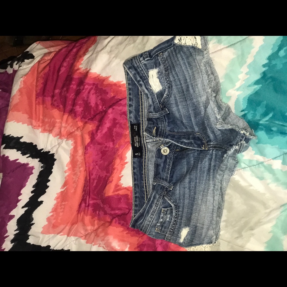Hollister Shorts - Picture 1 of 1